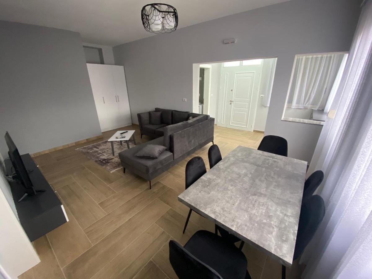Eagle'S Nest Apartment Shkodër Екстериор снимка