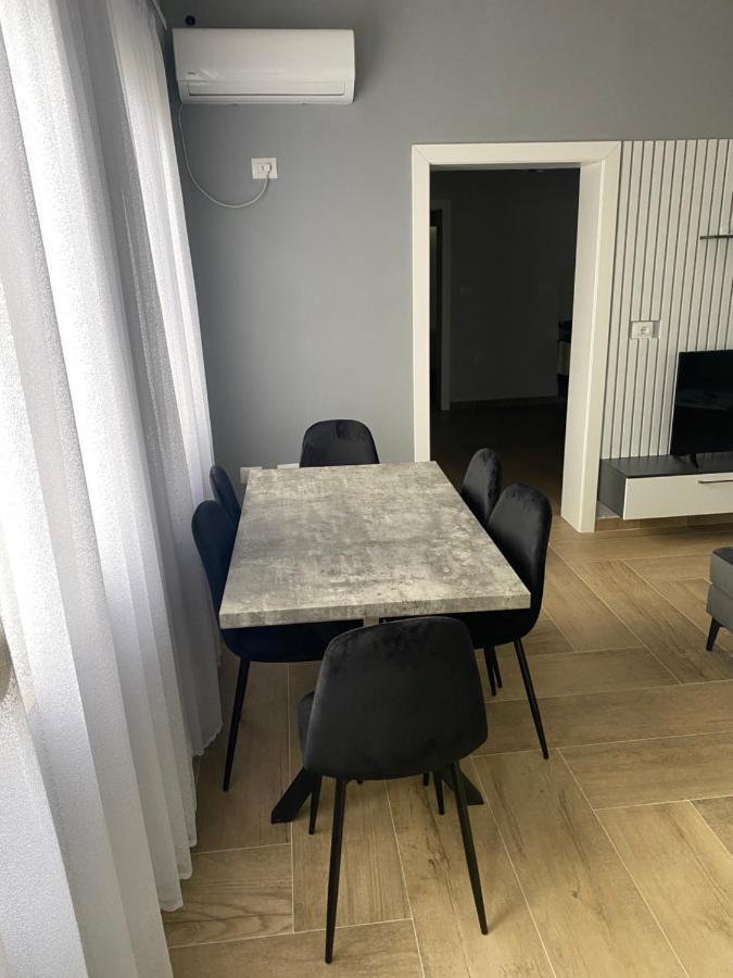 Eagle'S Nest Apartment Shkodër Екстериор снимка