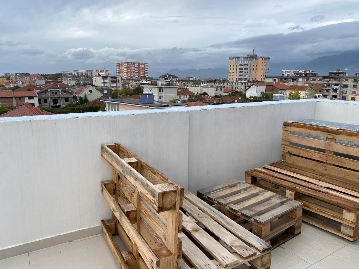 Eagle'S Nest Apartment Shkodër Екстериор снимка
