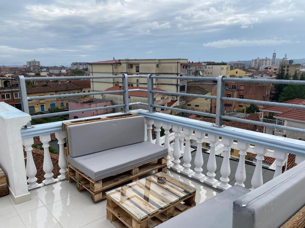 Eagle'S Nest Apartment Shkodër Екстериор снимка