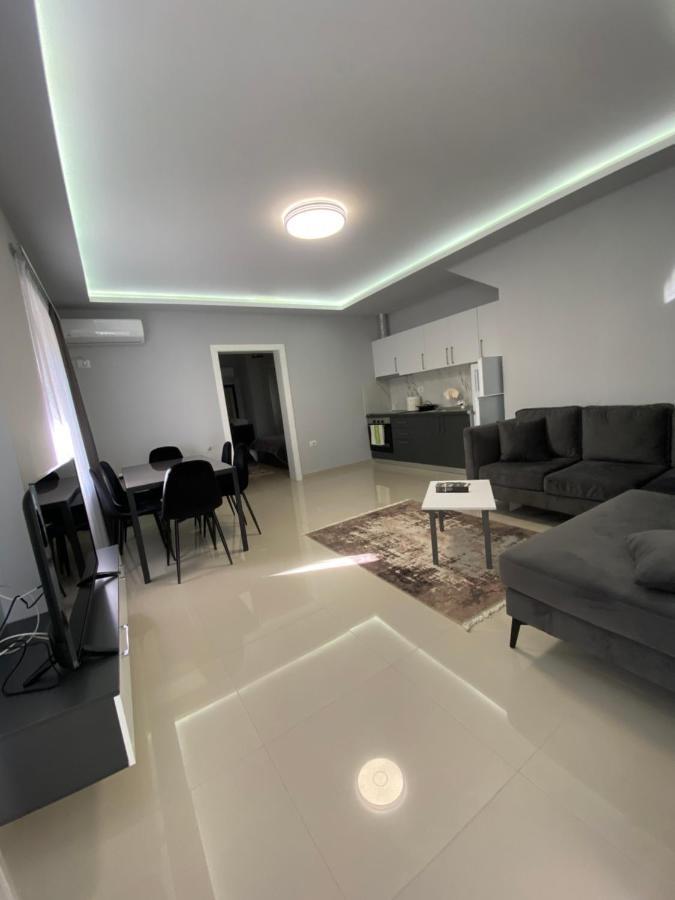 Eagle'S Nest Apartment Shkodër Екстериор снимка