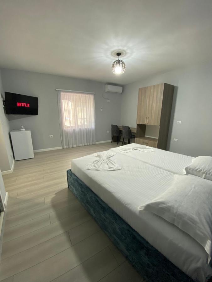 Eagle'S Nest Apartment Shkodër Екстериор снимка