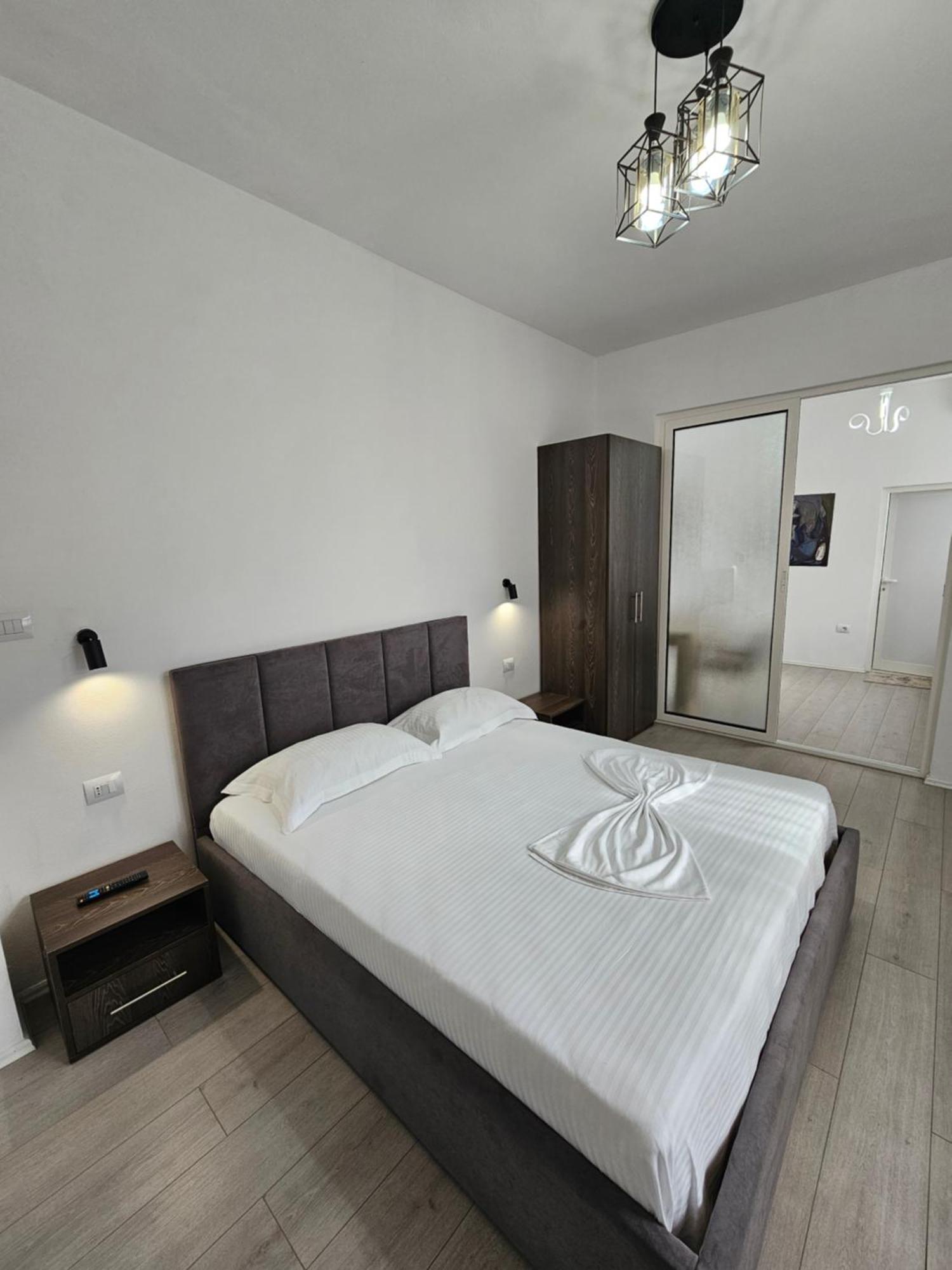 Eagle'S Nest Apartment Shkodër Екстериор снимка